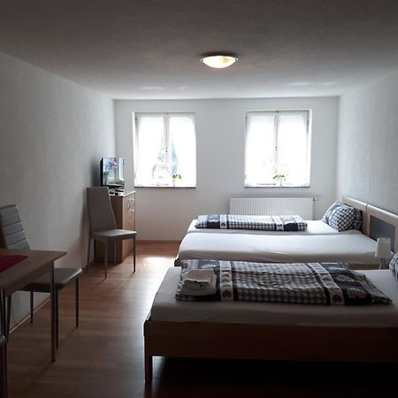 Gaestehaus Apartments B & B27 Und Pension Waldhorn Rottweil Eksteriør billede