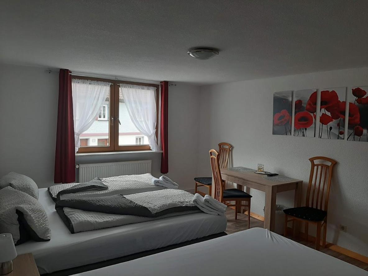 Gaestehaus Apartments B & B27 Und Pension Waldhorn Rottweil Eksteriør billede